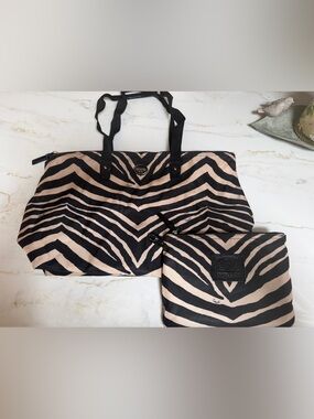 Coach Zebra-Print packable travel tote with detachable  pouch included!